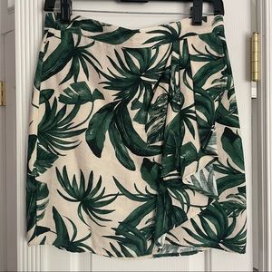 H&M Palm Print Skirt US Size 6